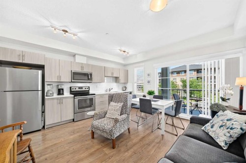 4207-215 Legacy Boulevard Se, Calgary, AB - Indoor Photo Showing Kitchen