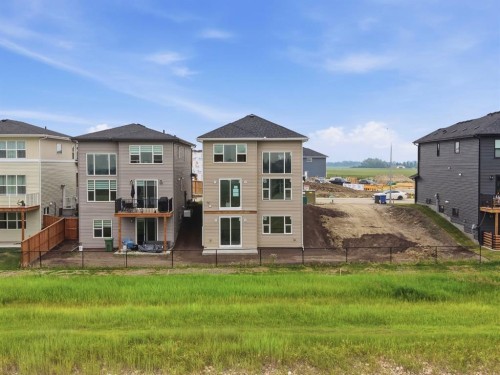 358 Kinniburgh Loop, Chestermere, AB - Outdoor