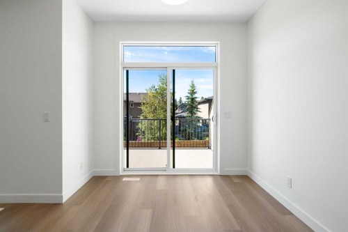 118-2230 81St Street Sw, Calgary, AB - Indoor Photo Showing Other Room
