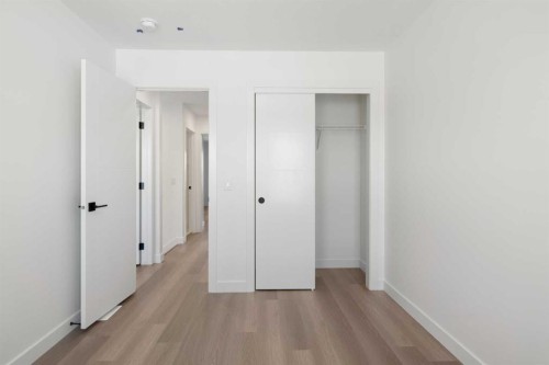 118-2230 81St Street Sw, Calgary, AB - Indoor Photo Showing Other Room