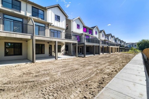 118-2230 81St Street Sw, Calgary, AB - Outdoor With Balcony
