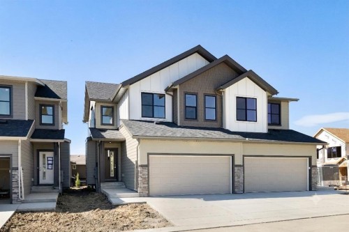 118-2230 81St Street Sw, Calgary, AB - Outdoor With Facade