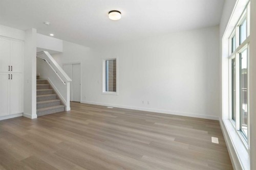 118-2230 81St Street Sw, Calgary, AB - Indoor Photo Showing Other Room