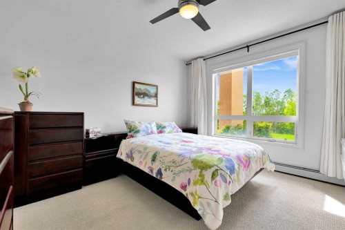 2105-10221 Tuscany Boulevard Nw, Calgary, AB - Indoor Photo Showing Bedroom