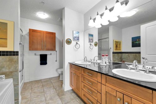 2105-10221 Tuscany Boulevard Nw, Calgary, AB - Indoor Photo Showing Bathroom