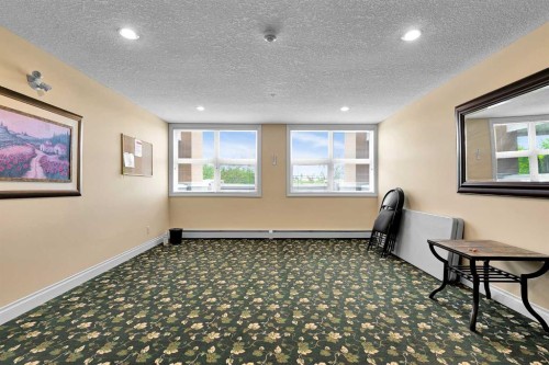 2105-10221 Tuscany Boulevard Nw, Calgary, AB - Indoor Photo Showing Other Room