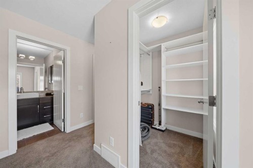464 Quarry Villas Se, Calgary, AB - Indoor