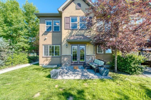 464 Quarry Villas Se, Calgary, AB - Outdoor