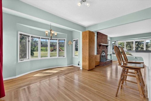 7727 Bowcliffe Crescent Nw, Calgary, AB - Indoor Photo Showing Other Room