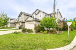 66 Everhollow Avenue SW Calgary, AB T2Y 0A9