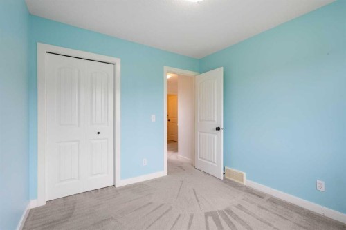 66 Everhollow Avenue Sw, Calgary, AB 