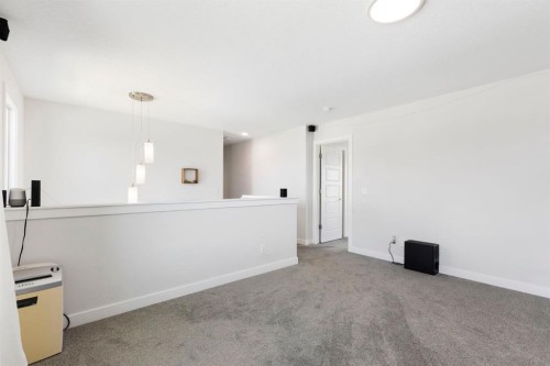 183 Brander Avenue, Langdon, AB - Indoor Photo Showing Other Room