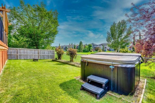 1925 Luxstone Park Sw, Airdrie, AB - Outdoor