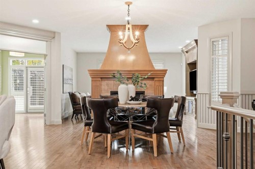 4221 17 Street Sw, Calgary, AB - Indoor Photo Showing Dining Room