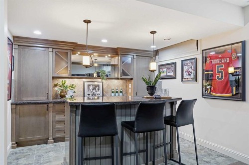 4221 17 Street Sw, Calgary, AB - Indoor