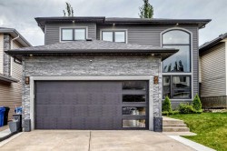 10909 Hidden Valley Drive NW Calgary, AB T3A 5V7