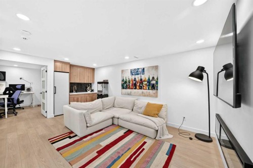 10909 Hidden Valley Drive Nw, Calgary, AB - Indoor Photo Showing Living Room