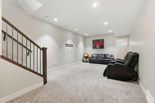 237 Mahogany Parade Se, Calgary, AB 