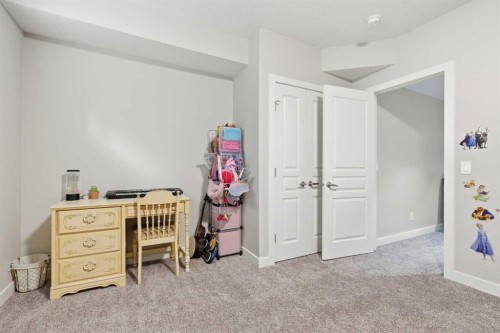 237 Mahogany Parade Se, Calgary, AB 