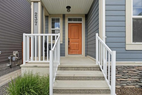 237 Mahogany Parade Se, Calgary, AB 