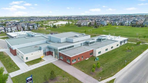 237 Mahogany Parade Se, Calgary, AB 