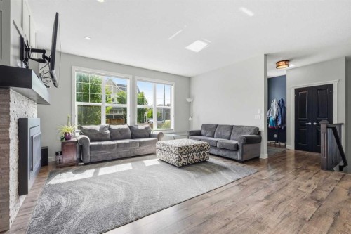 237 Mahogany Parade Se, Calgary, AB 