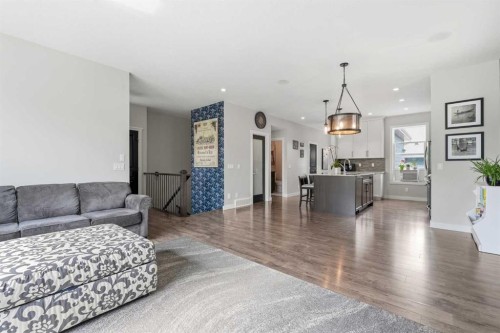 237 Mahogany Parade Se, Calgary, AB 