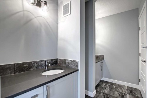 51 Agate Road, Cochrane, AB - Indoor Photo Showing Bathroom