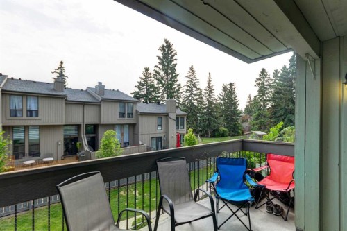 324-10120 Brookpark Boulevard Sw, Calgary, AB - Outdoor With Exterior