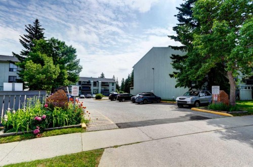 324-10120 Brookpark Boulevard Sw, Calgary, AB - Outdoor
