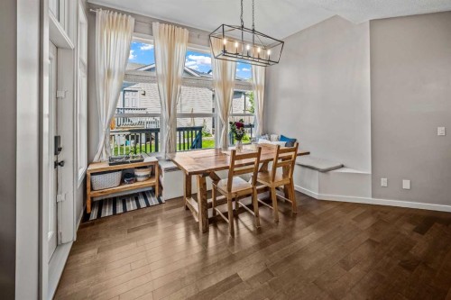 53 Heritage Drive, Cochrane, AB - Indoor Photo Showing Dining Room
