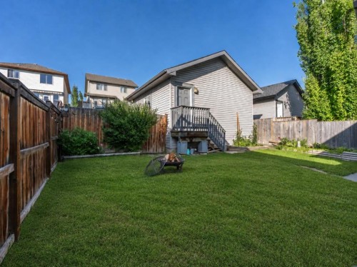 53 Heritage Drive, Cochrane, AB - Outdoor