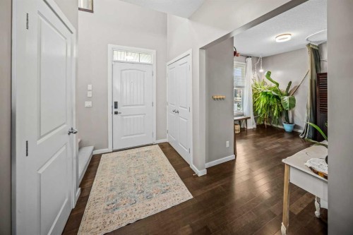 53 Heritage Drive, Cochrane, AB - Indoor Photo Showing Other Room