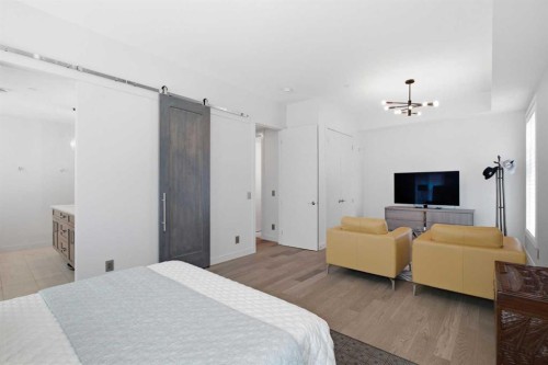 301-105 Lebel Crescent Nw, Calgary, AB - Indoor Photo Showing Bedroom