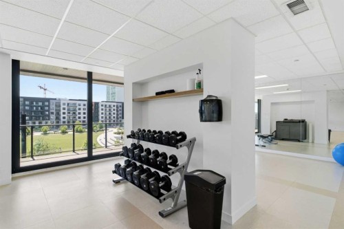 301-105 Lebel Crescent Nw, Calgary, AB - Indoor
