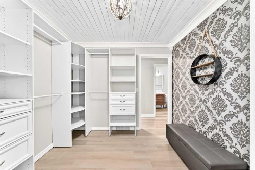 114 Midcrest Crescent Se, Calgary, AB 