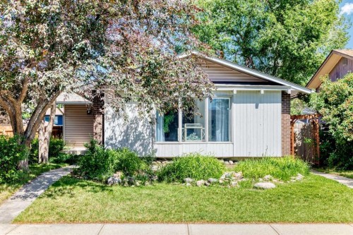 114 Midcrest Crescent Se, Calgary, AB 