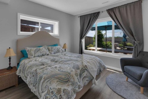 311 Sunrise View, Cochrane, AB - Indoor Photo Showing Bedroom