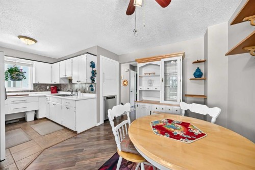 1926 28 Avenue Sw, Calgary, AB - Indoor