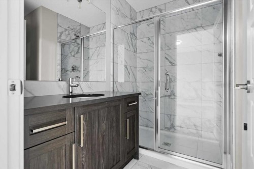 55 Agate Road, Cochrane, AB - Indoor Photo Showing Bathroom