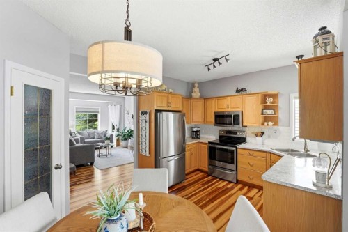39 West Terrace Crescent, Cochrane, AB - Indoor