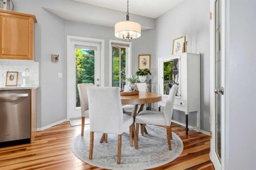39 West Terrace Crescent, Cochrane, AB - Indoor Photo Showing Dining Room