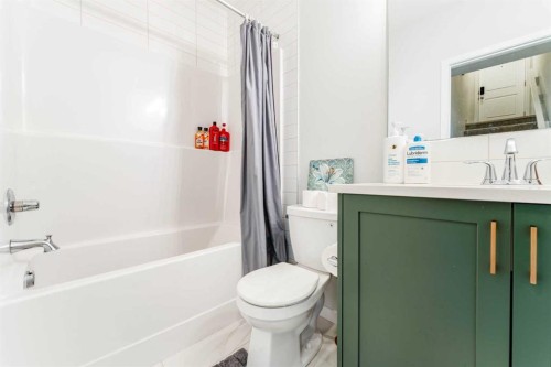 16 West Grove Link Sw, Calgary, AB - Indoor Photo Showing Bathroom