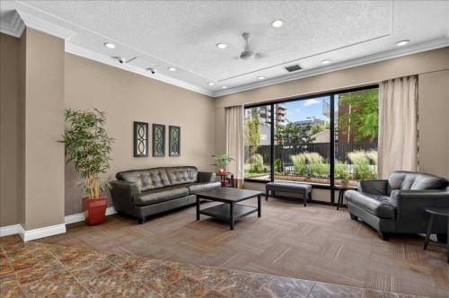 902-1330 15 Avenue Sw, Calgary, AB - Indoor
