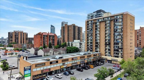 902-1330 15 Avenue Sw, Calgary, AB - Outdoor With Balcony With Facade