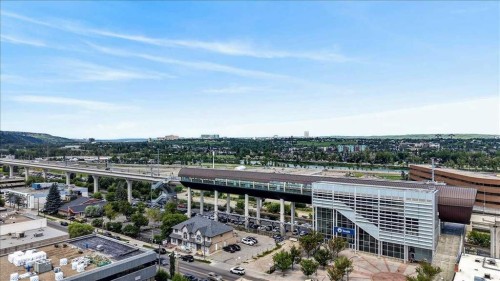 902-1330 15 Avenue Sw, Calgary, AB - Outdoor With View