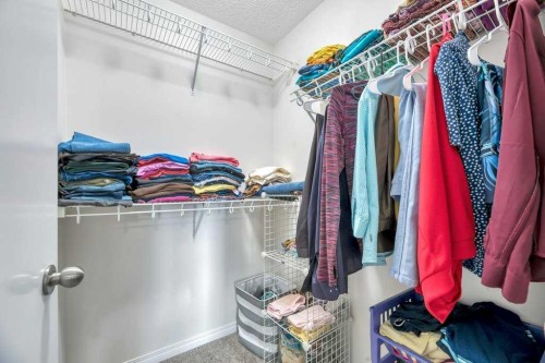 175 Prestwick Villas Se, Calgary, AB - Indoor With Storage