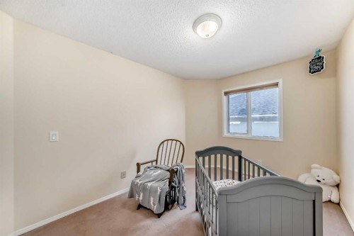 82 Mt Gibraltar Heights Se, Calgary, AB 
