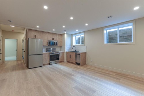 147 Heston Street Nw, Calgary, AB 