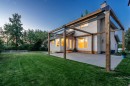 88 Sandringham Close Nw, Calgary, AB  - Outdoor 